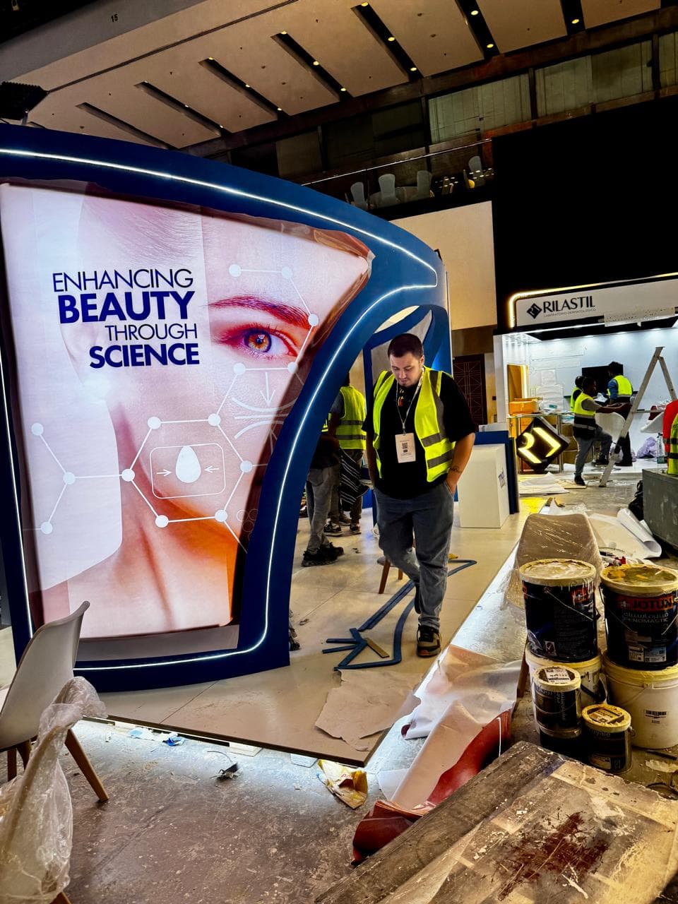 Exhibition stand build, on site